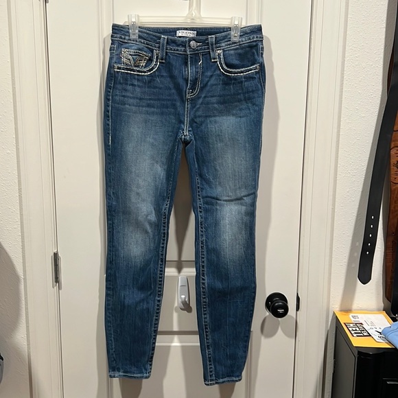 Denim - Vigoss High Rise Skinny Jeans. Like new. EUC.